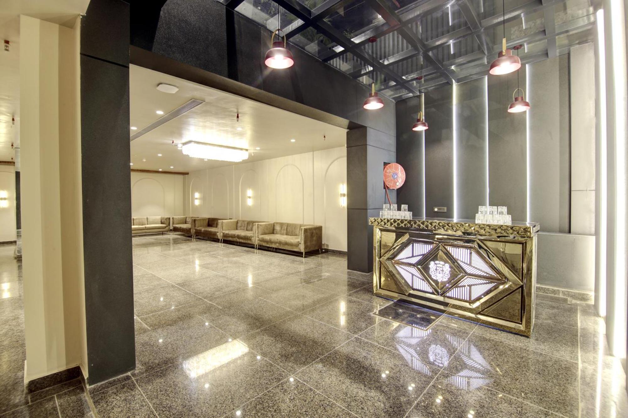 Saltstayz Premier - Near Golf Course Road & Sector 57 Gurgaon Bagian luar foto